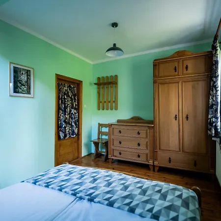 Gosciniec Skalite Homestay *