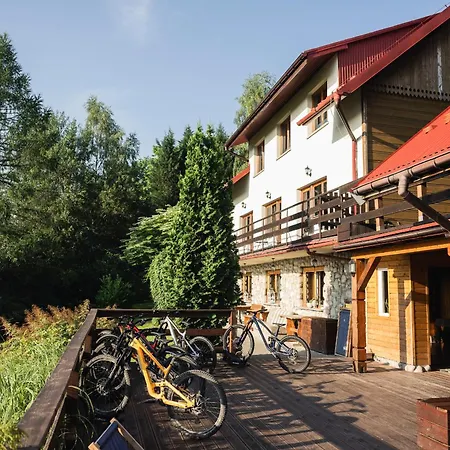 Gosciniec Skalite בית אירוח