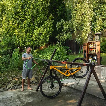 Gosciniec Skalite Homestay *